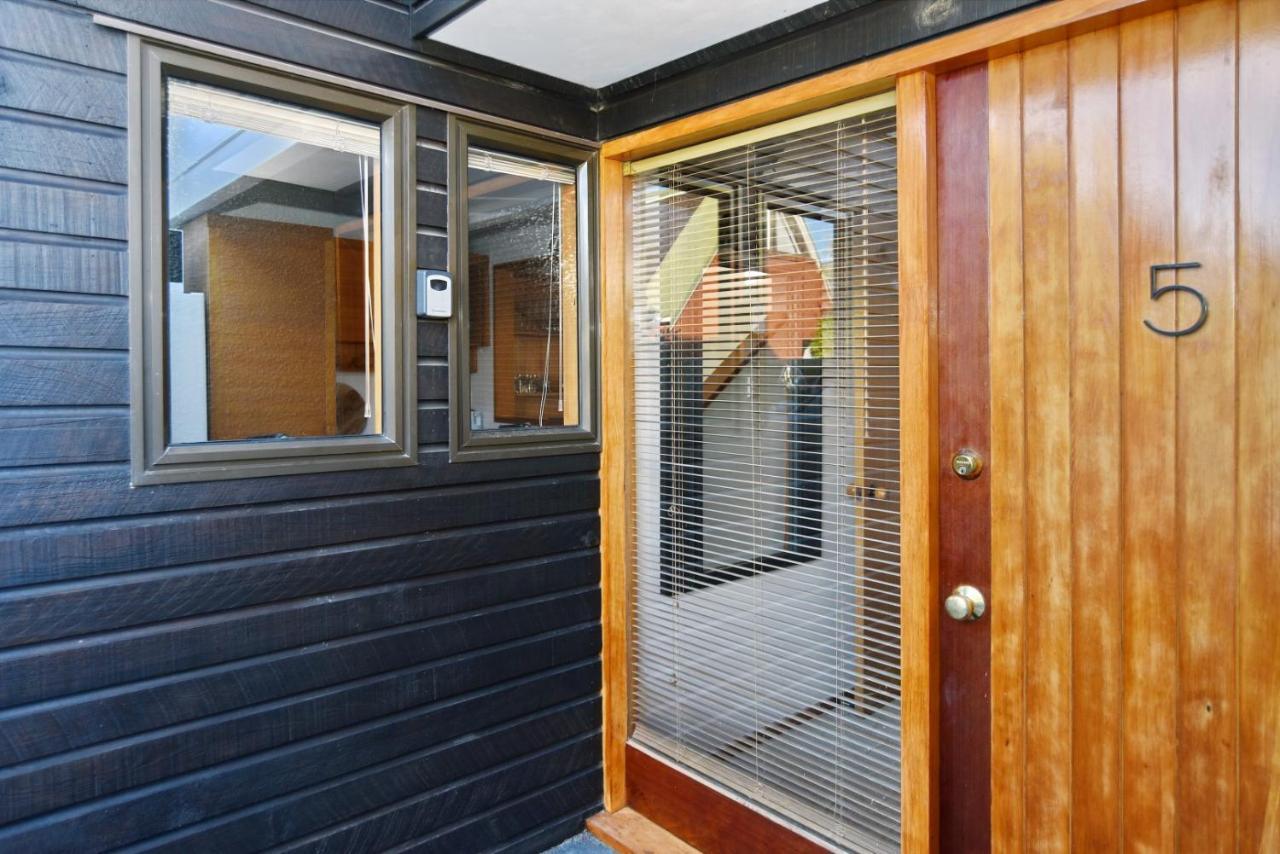 Bristol St - Christchurch Holiday Homes Bagian luar foto